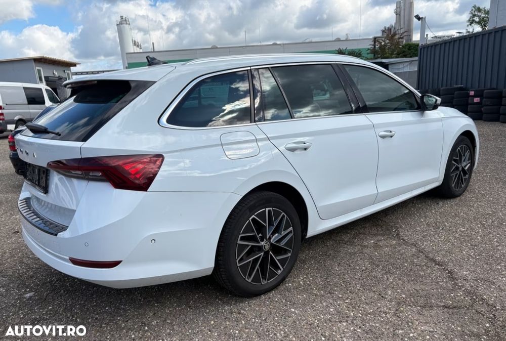 Skoda Octavia 2.0 TDI STYLE DSG - 3