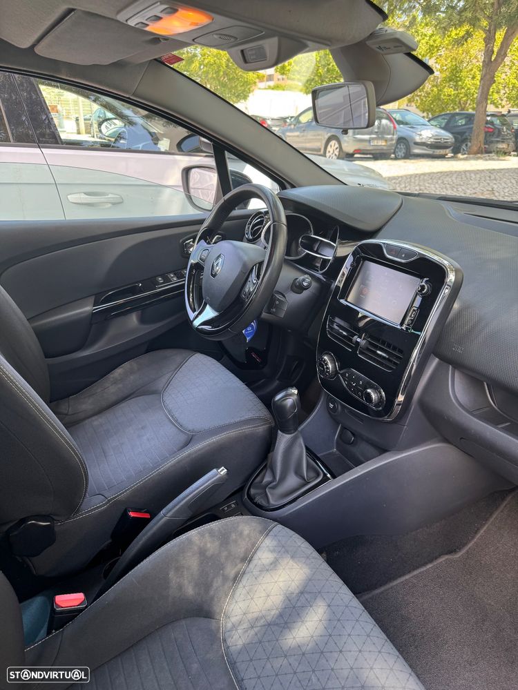 Renault Clio - 15