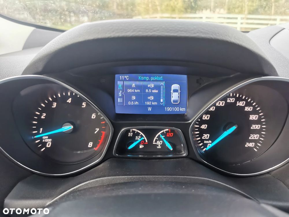 Ford Kuga 1.6 EcoBoost 2x4 Titanium - 15