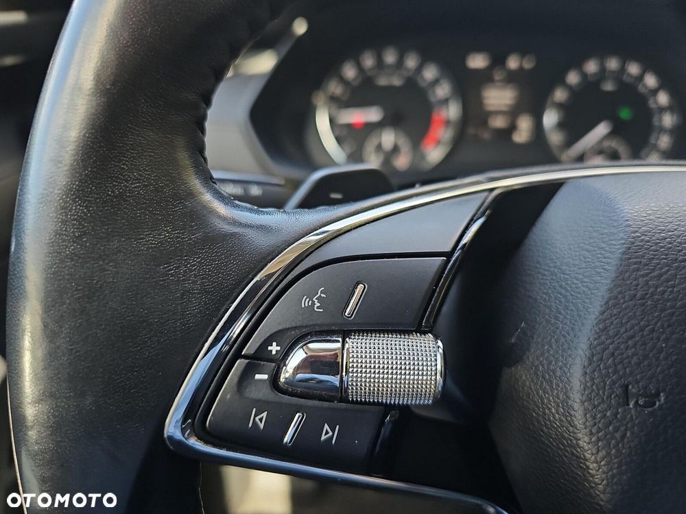 Skoda Octavia 2.0 TDI Ambition DSG - 20