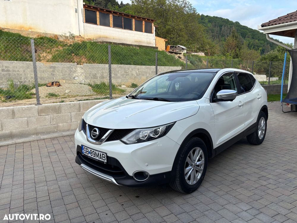 Nissan Qashqai 1.6 DCI Start/Stop Tekna - 2