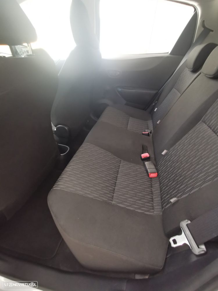 Toyota Yaris 1.0 VVT-i ACtive+AC - 14