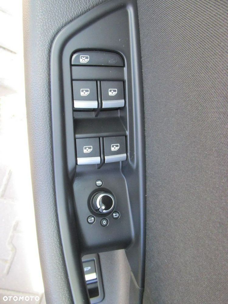 Audi A4 Limousine 1.4 TFSI Design - 19