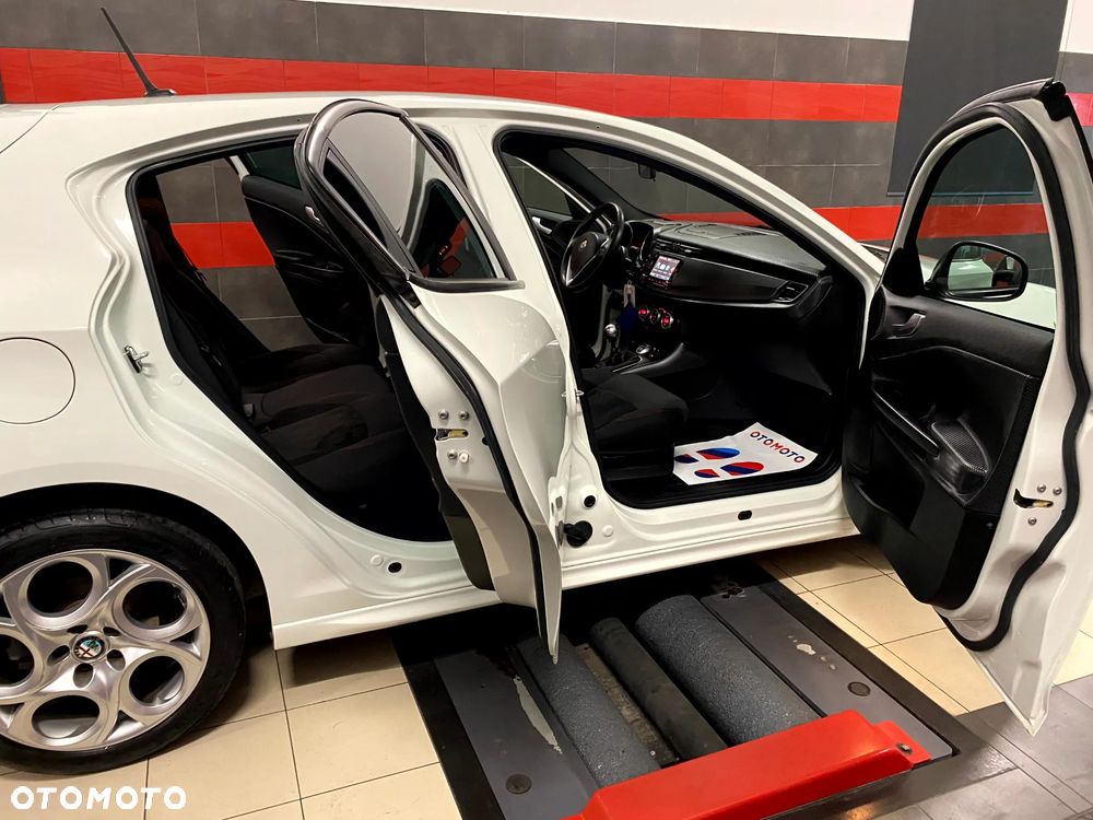 Alfa Romeo Giulietta 1.4 TB MultiAir Sport - 22