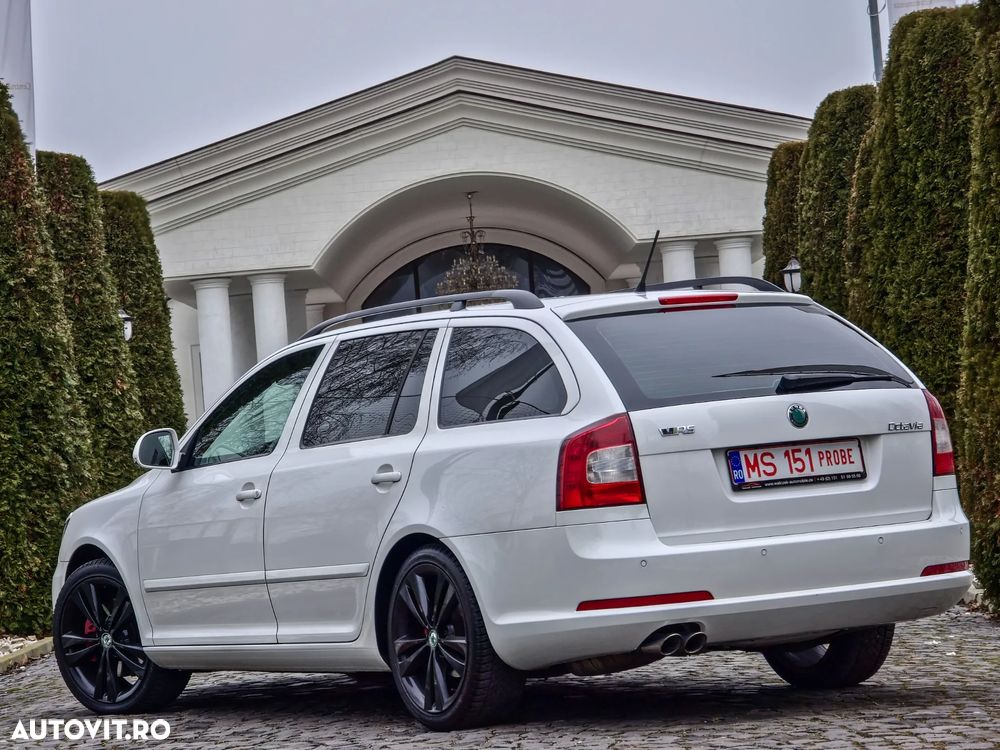Skoda Octavia 2.0 TDI RS - 13