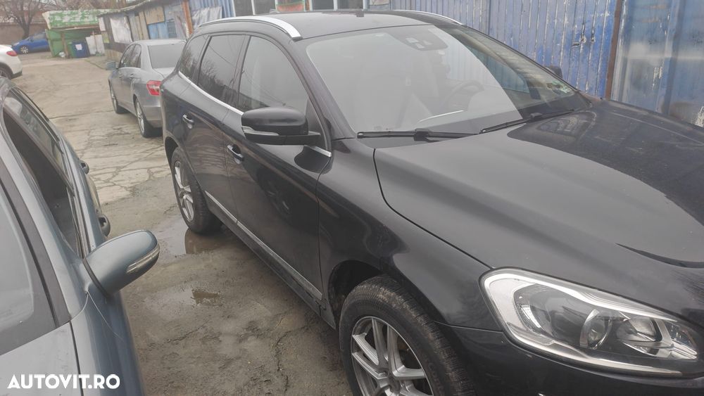 Volvo XC 60 - 6