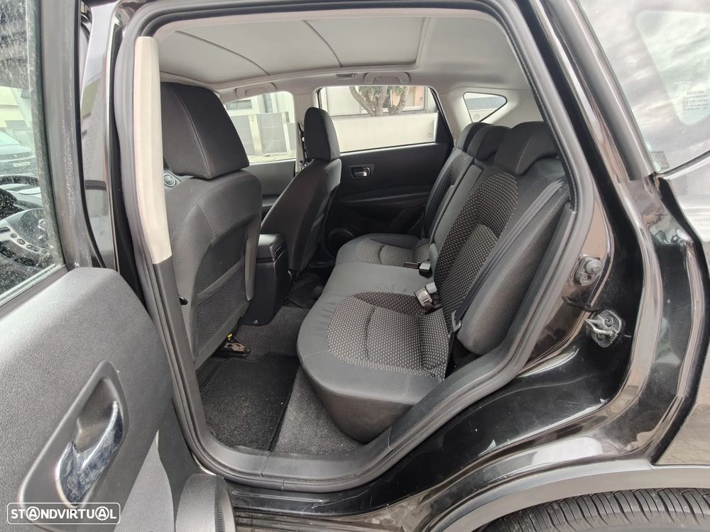 Nissan Qashqai - 12