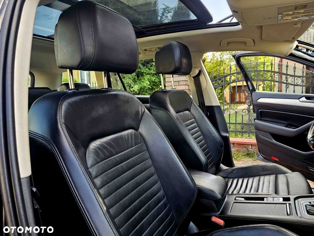 Volkswagen Passat 1.8 TSI (BlueMotion Technology) DSG Highline - 28