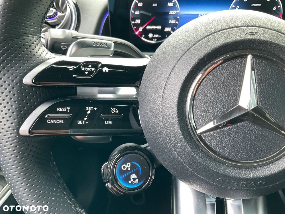 Mercedes-Benz GLB AMG 35 4-Matic - 23