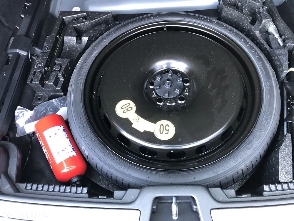 Volvo V60 B4 D Momentum Pro - 24