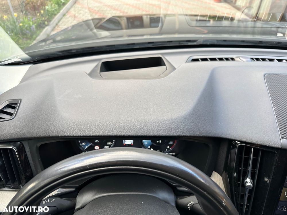 Volvo XC 60 D4 AWD Inscription - 5