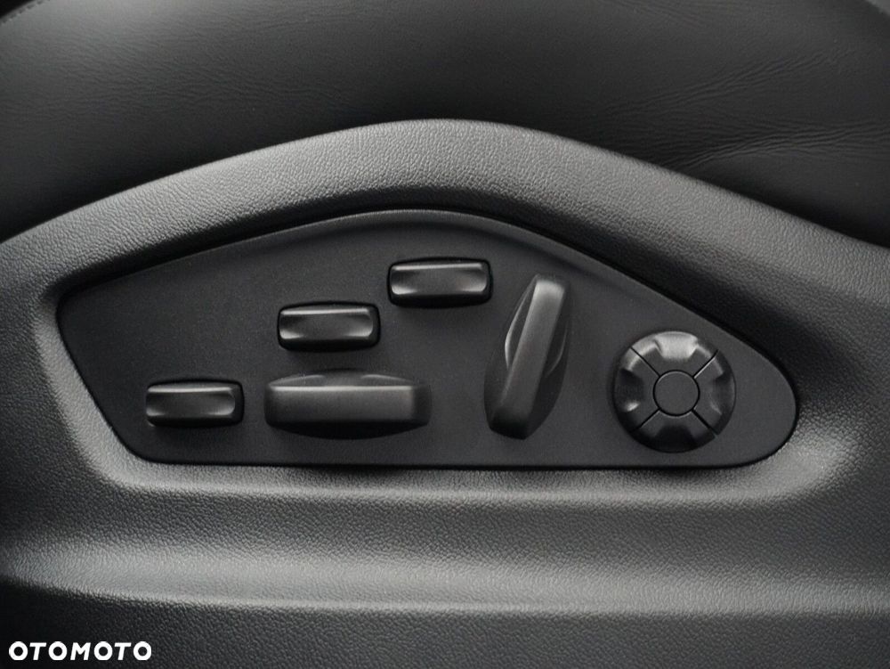 Porsche Cayenne Black Edition - 23