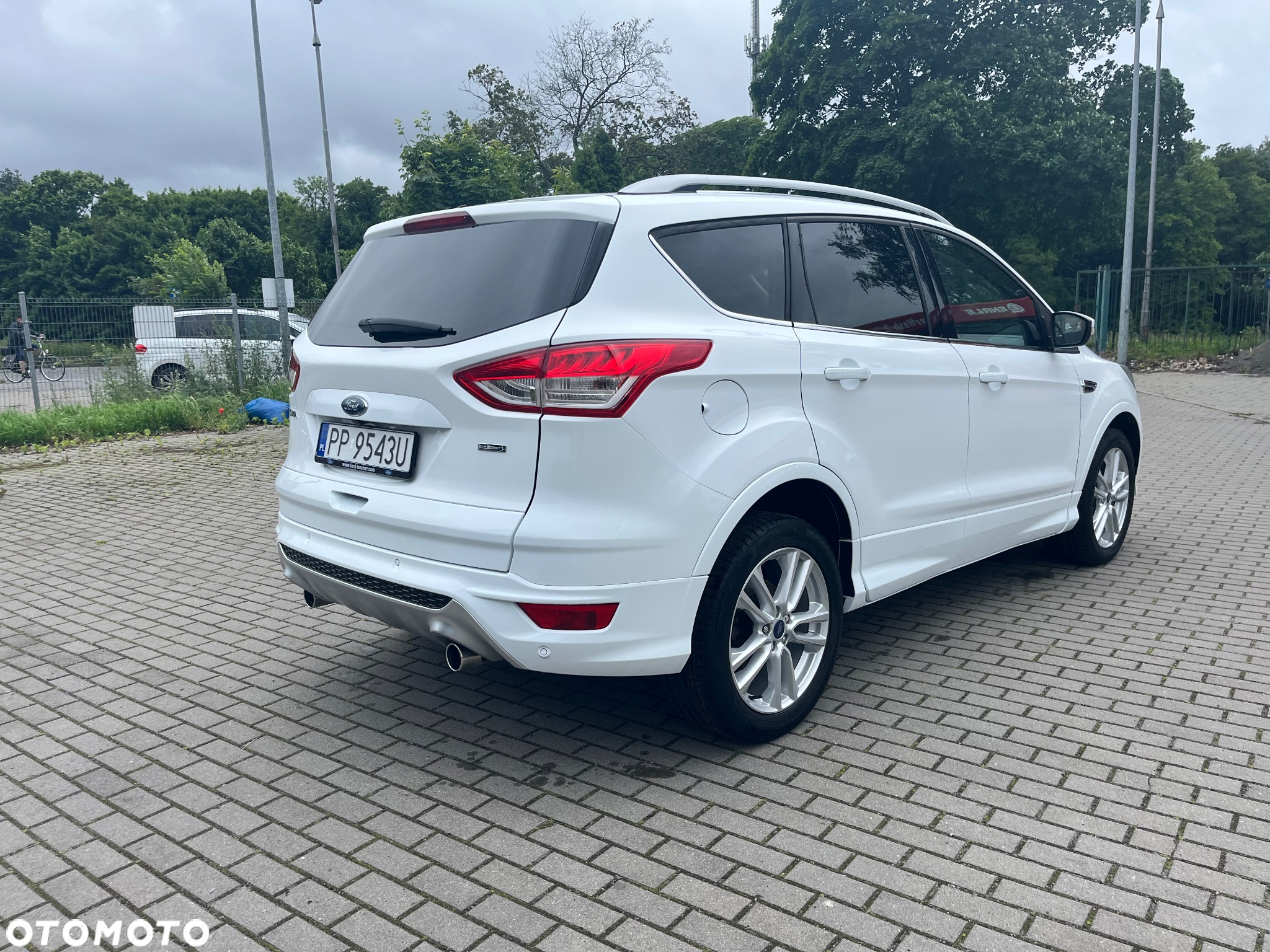 Ford Kuga 1.5 EcoBoost 2x4 Individual - 7