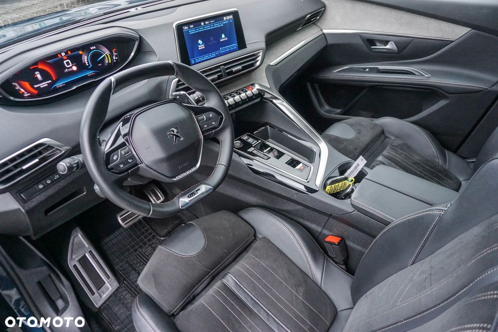 Peugeot 5008 1.2 PureTech mHEV GT S&S e-DCS6 - 27