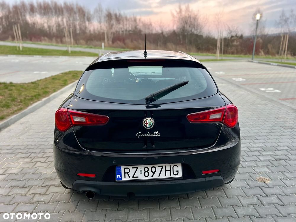 Alfa Romeo Giulietta 1.6 JTDM Distinctive - 14