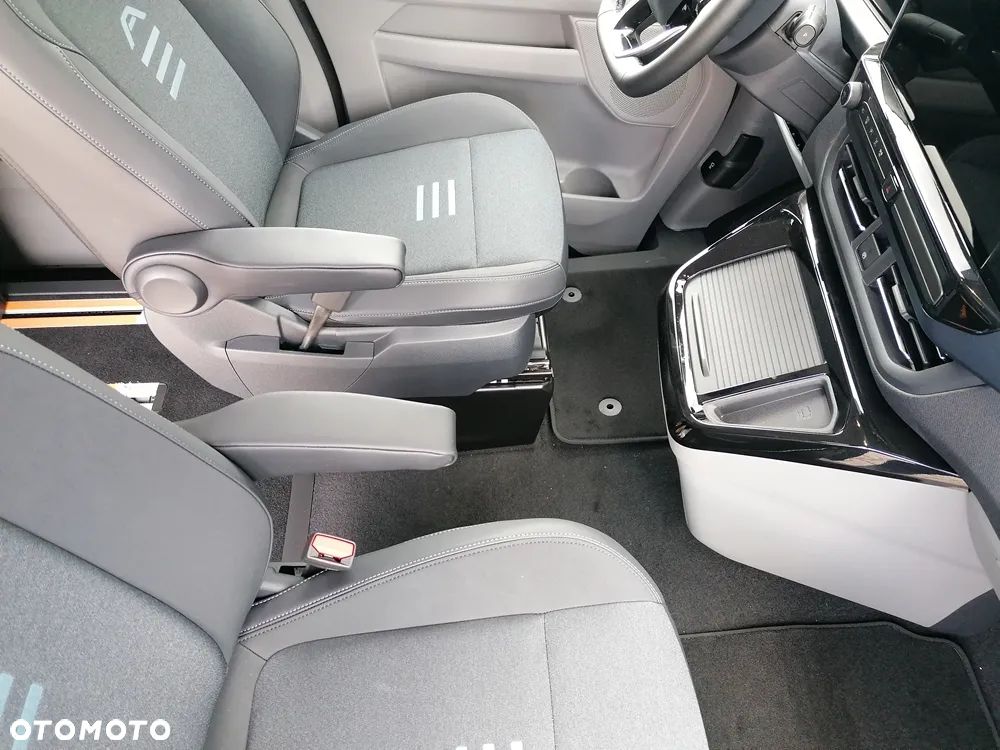 Ford Tourneo Custom 2.5 PHEV CVT 340 L2 Active - 23