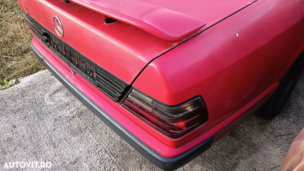 Mercedes-Benz W124 - 27