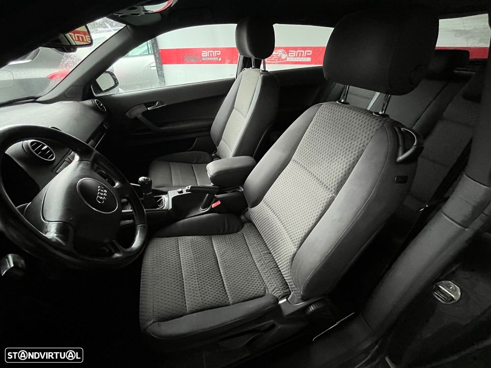 Audi A3 2.0 TDI Attraction - 10