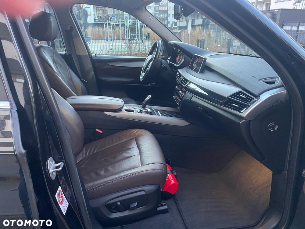 BMW X5 xDrive25d - 8
