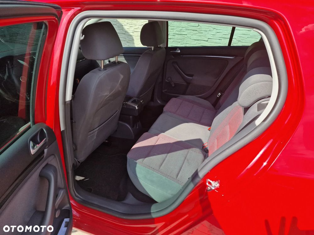Volkswagen Golf 2.0 TDI DPF GT Sport - 13