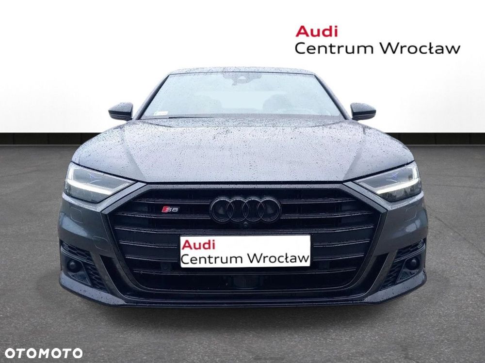 Audi S8 - 6