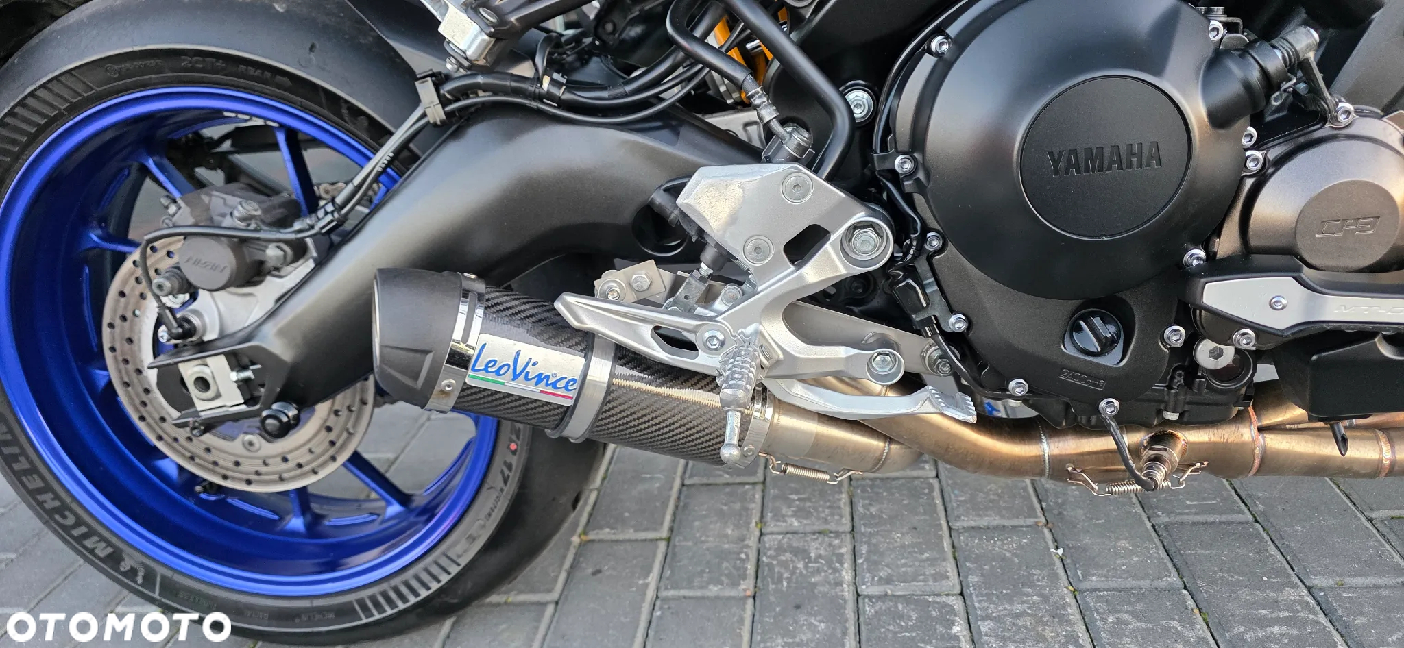 Yamaha MT - 16