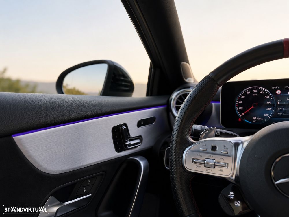 Mercedes-Benz A 35 AMG 4Matic - 10