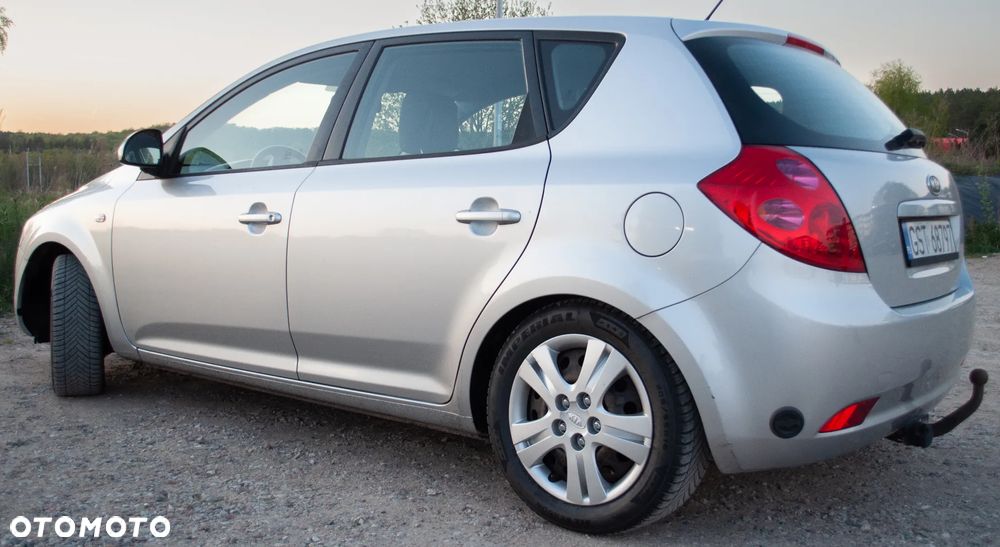 Kia Ceed Cee'd 2.0 Optimum - 4