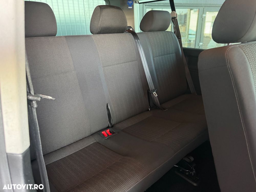Volkswagen Caravelle LR Highline DSG - 17