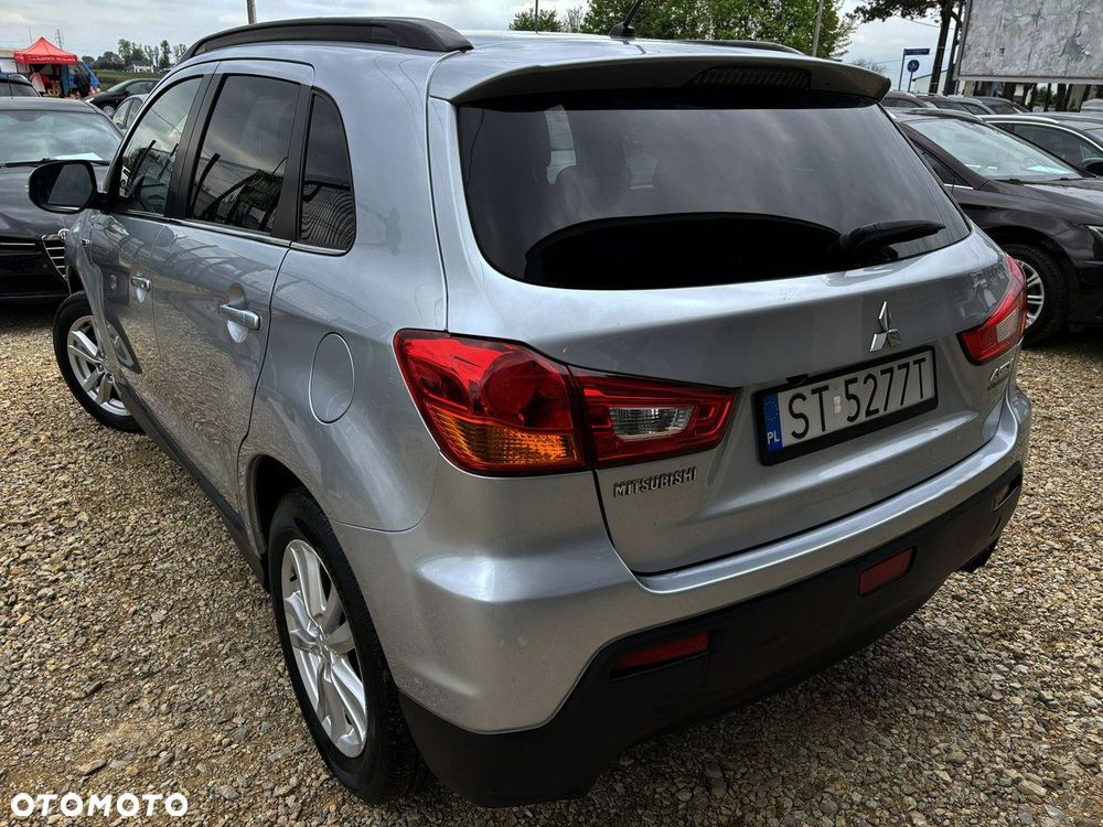 Mitsubishi ASX - 4