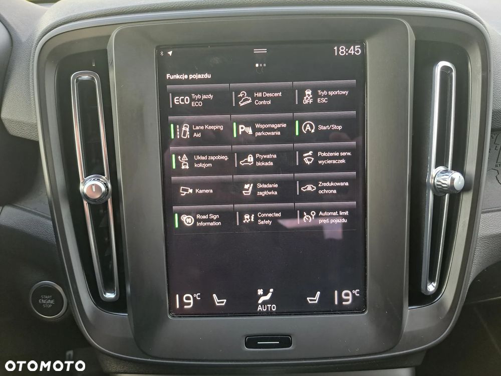 Volvo XC 40 T2 Essential - 25