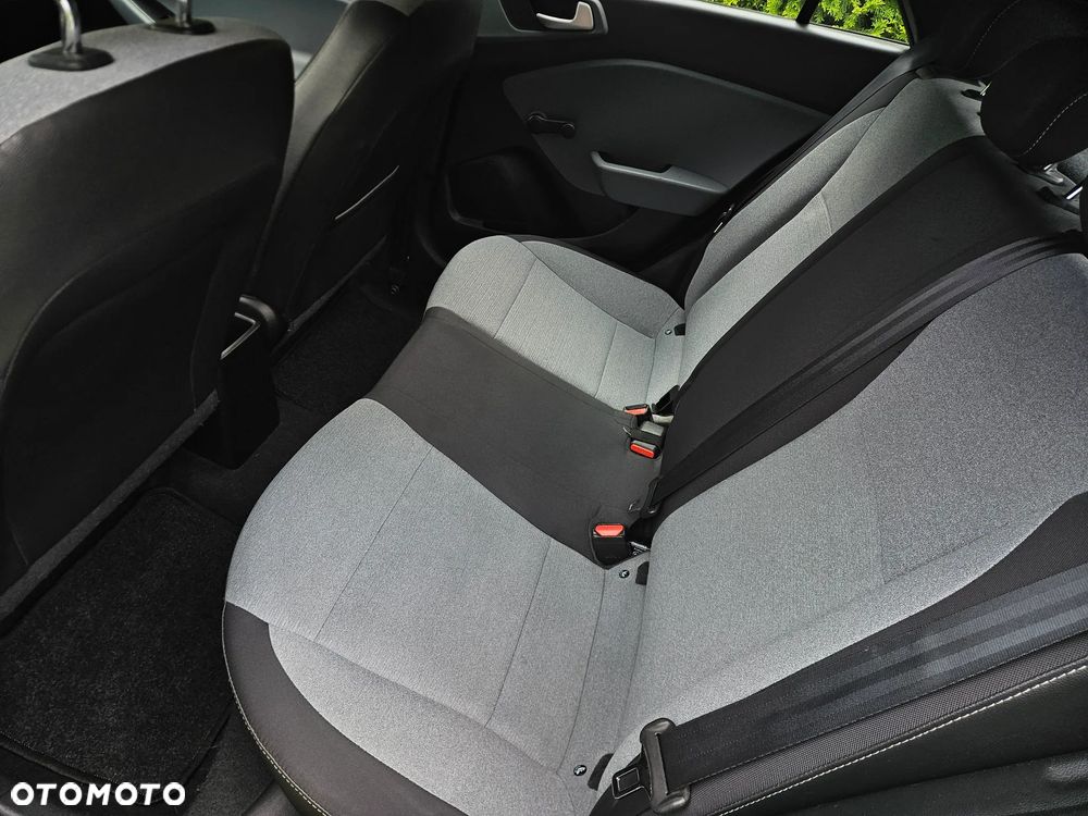 Hyundai i20 1.2 Select - 24