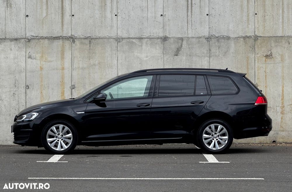 Volkswagen Golf - 4
