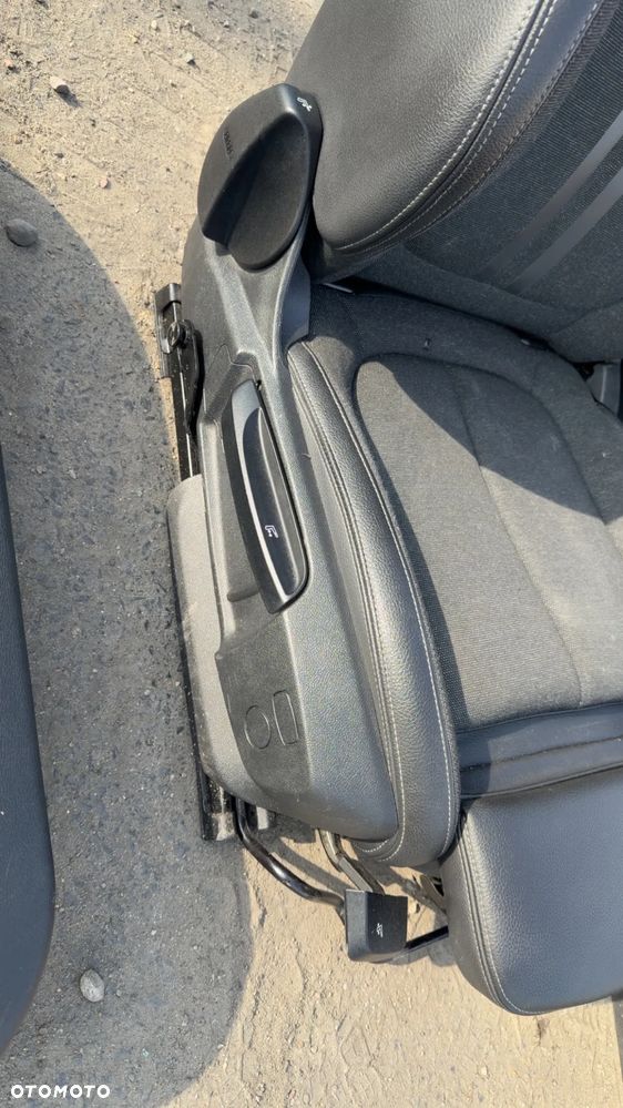 FOTELE WNĘTRZE BMW X1 F48 EUROPA GRZANE SPORT - 11