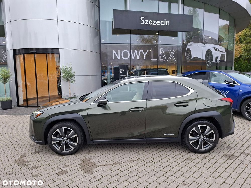 Lexus UX - 2