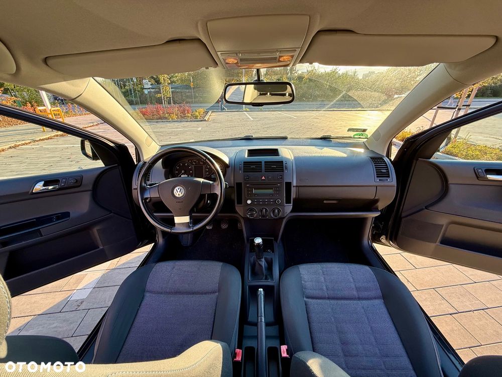 Volkswagen Polo 1.4 Tour - 9