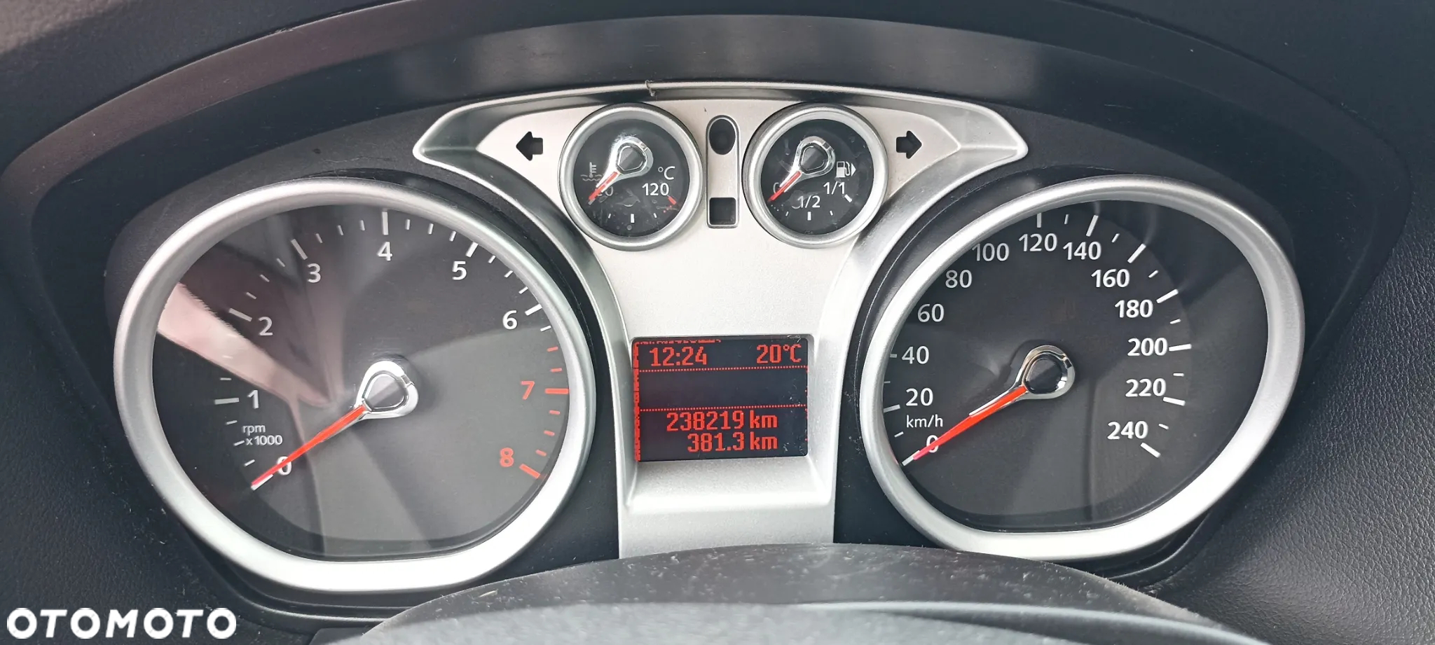 Ford Focus 1.8 FF Ambiente - 2