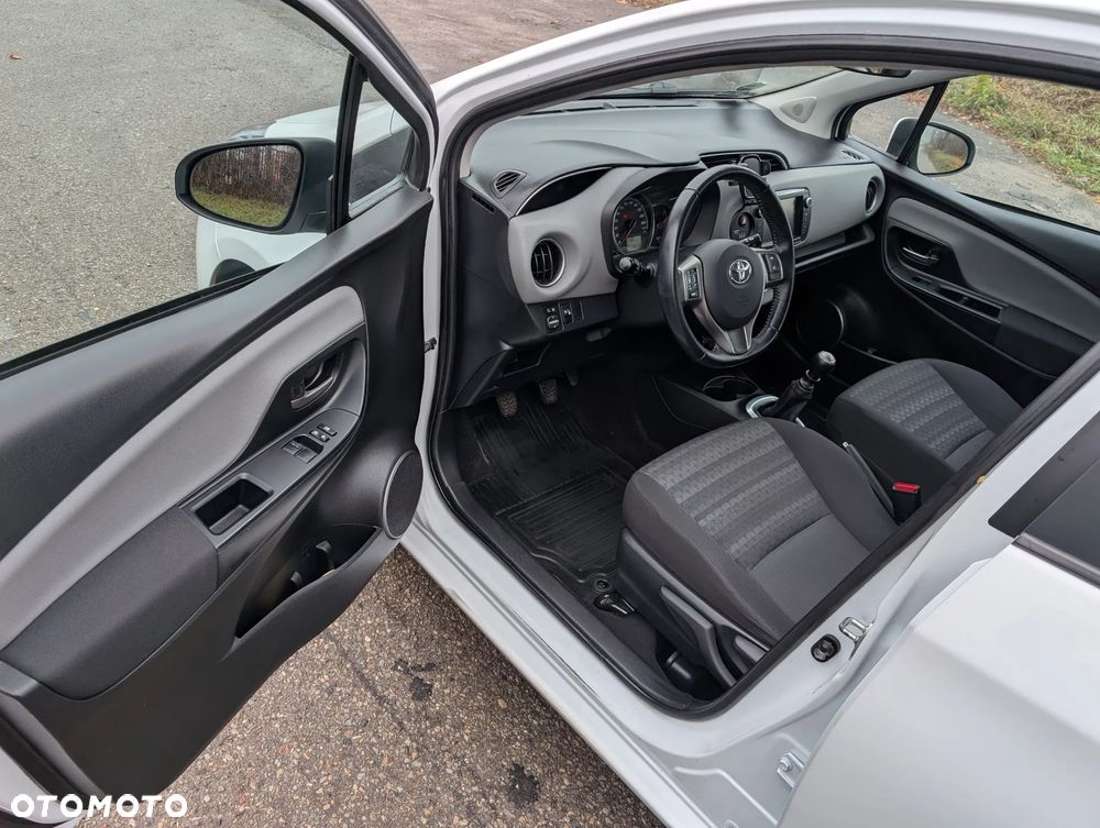 Toyota Yaris 1.33 Active EU6 - 8