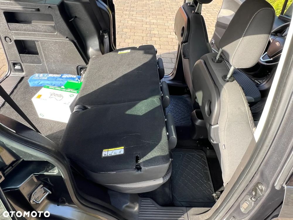 Ford Tourneo Courier 1.0 EcoBoost S&S Trend - 28