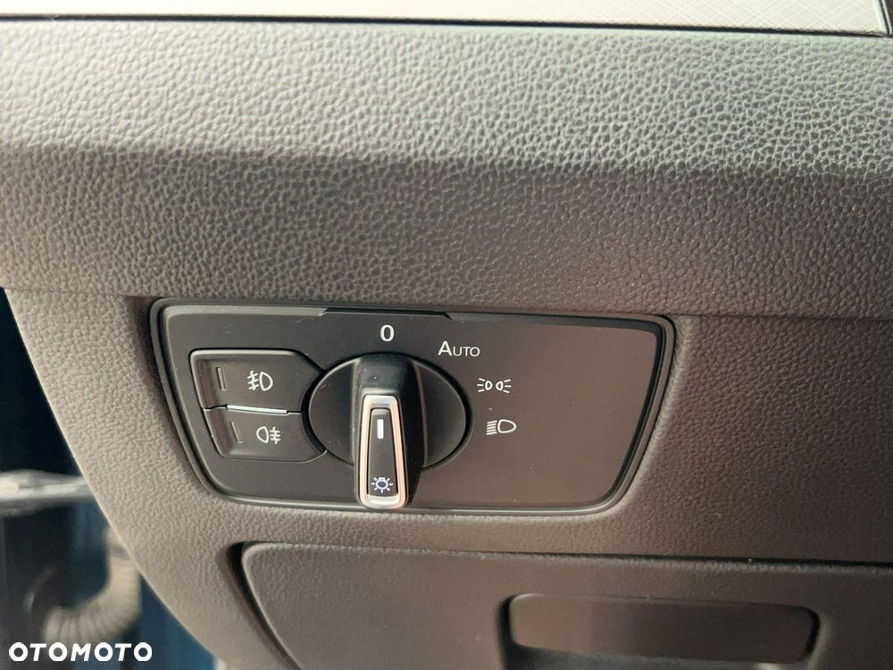 Volkswagen Passat - 26