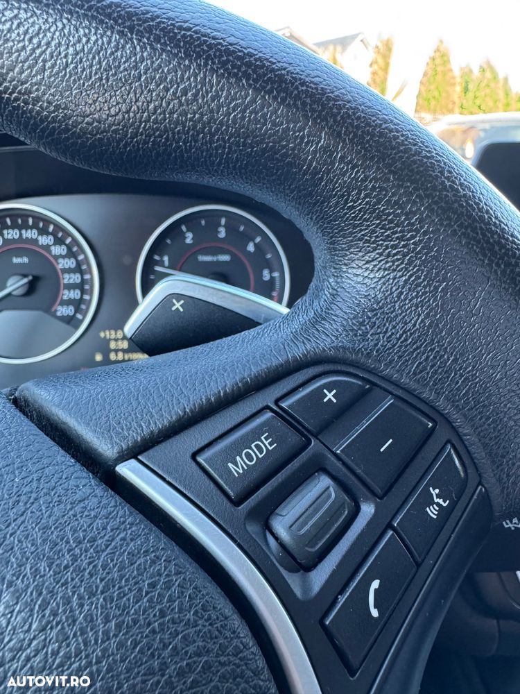 BMW Seria 3 320d Aut. Blue Performance Sport Line - 12