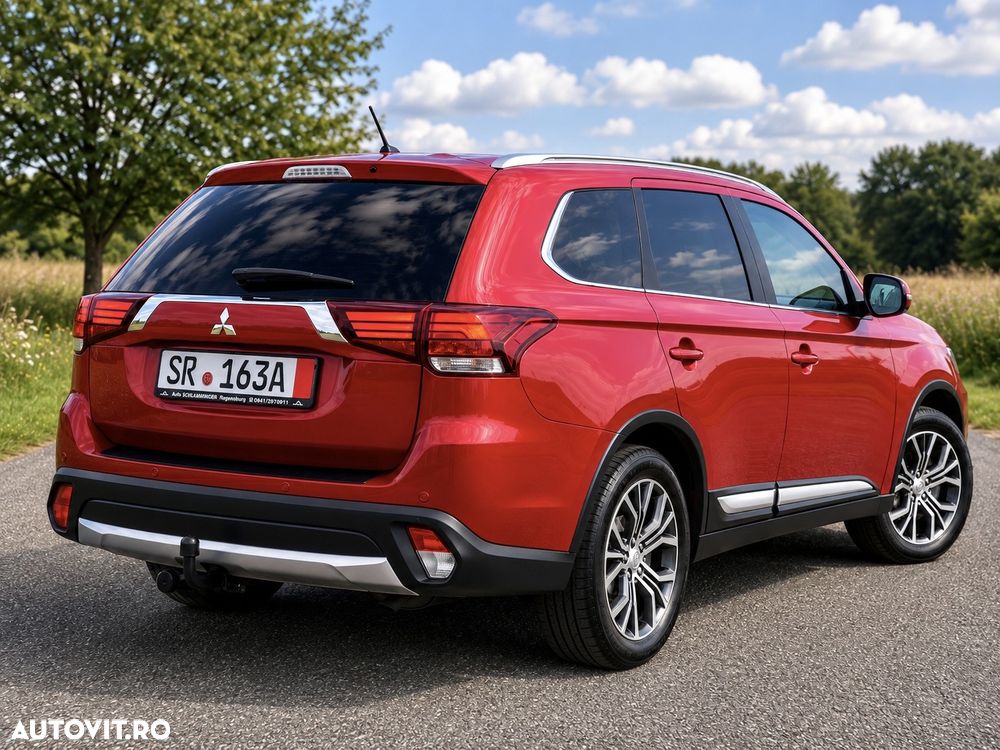 Mitsubishi Outlander - 25