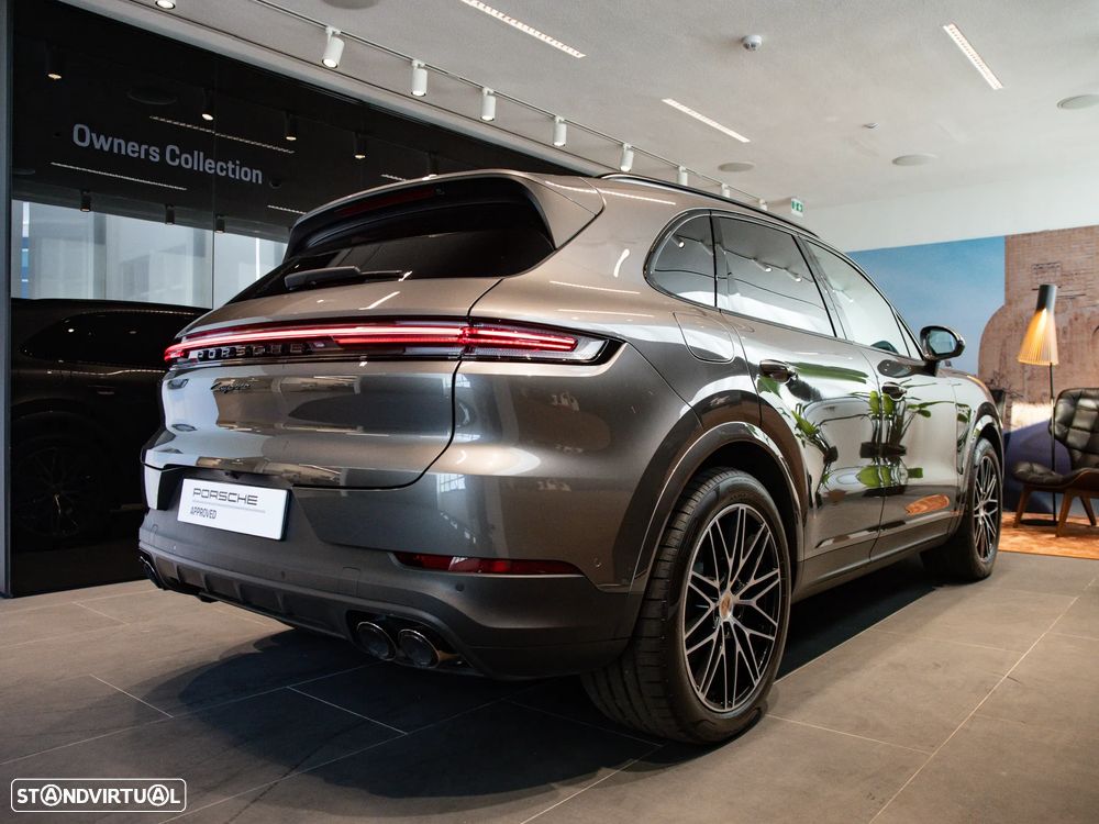 Porsche Cayenne E-Hybrid - 12