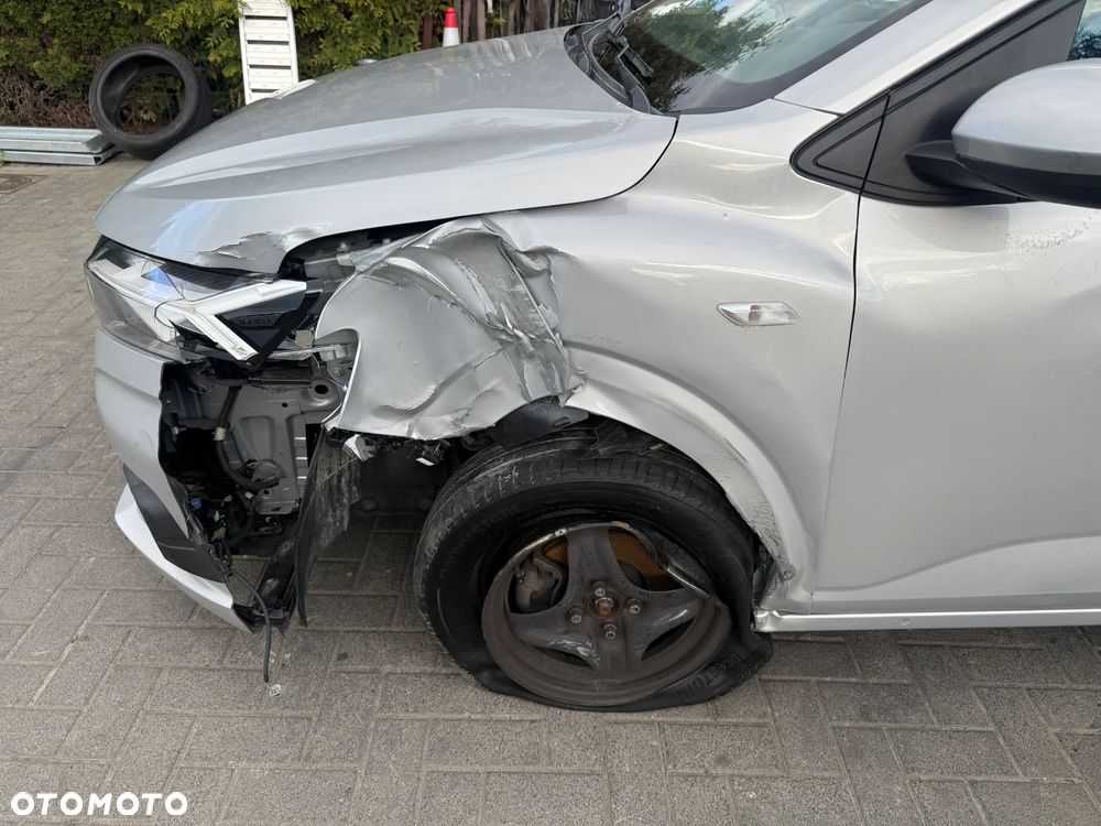 Dacia Sandero 1.0 TCe Laureate S&S - 23