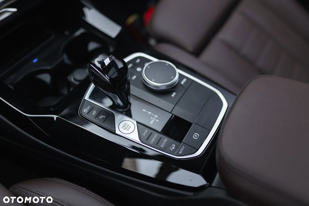 BMW X3 xM40d mHEV - 16