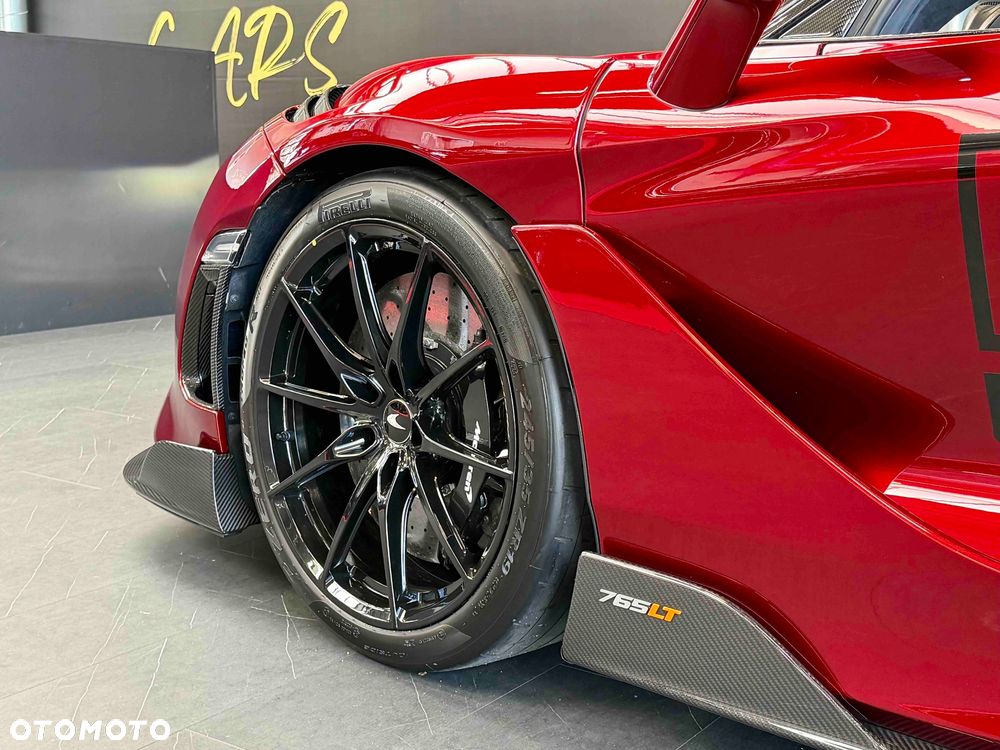 McLaren 765LT Spider - 31