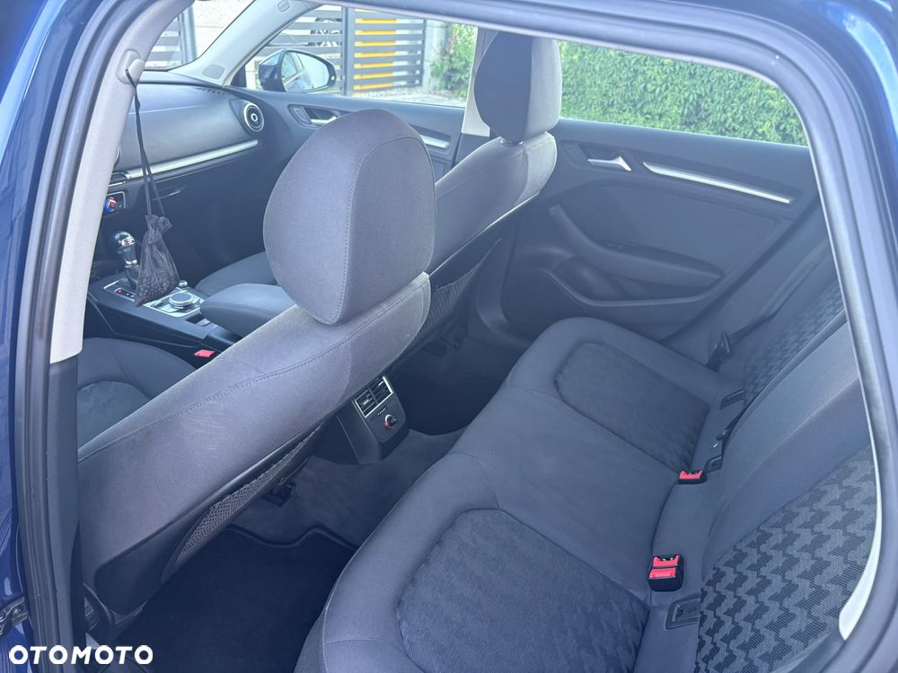 Audi A3 Sportback 1.6 TDI (clean diesel) S tronic Ambition - 22