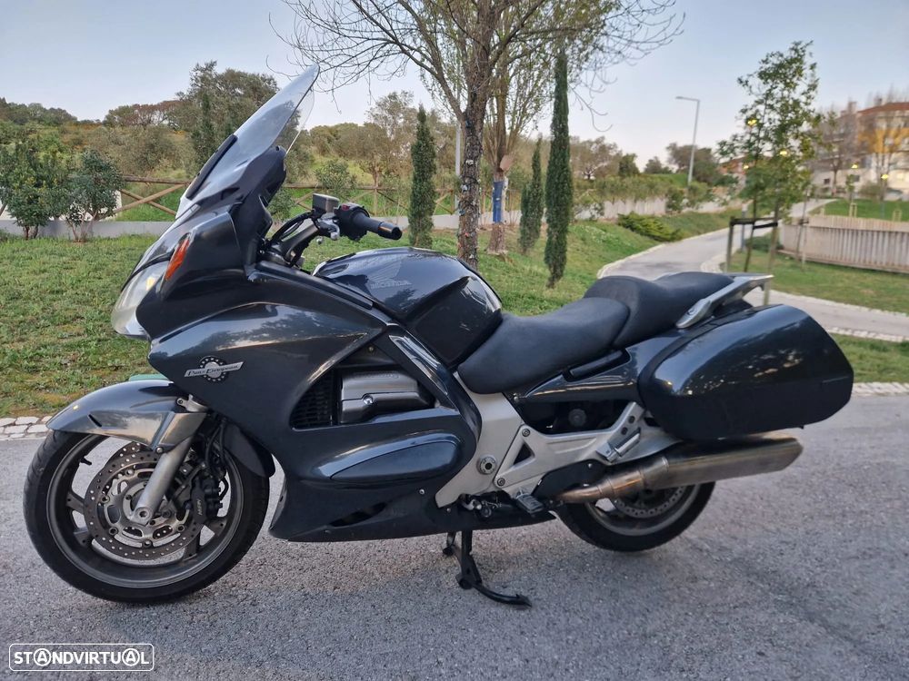 Honda Pan European 1300  Possível Financiamento - 1