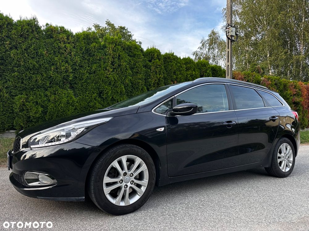 Kia Ceed 1.6 GDI Fifa World Cup Edition - 8