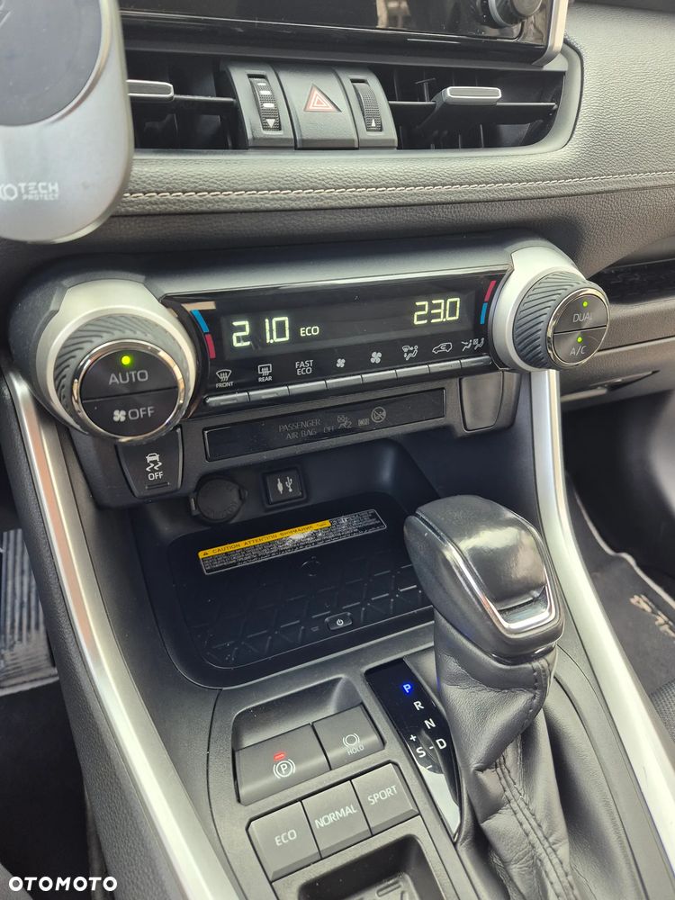 Toyota RAV4 2.5 Hybrid Comfort 4x2 - 11
